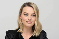 Margot Robbie Sweatshirt #3308162