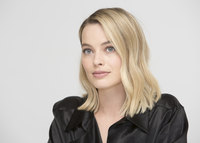 Margot Robbie Sweatshirt #3308175