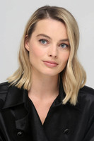Margot Robbie tote bag #G1550275