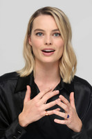 Margot Robbie tote bag #G1550277