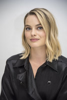 Margot Robbie tote bag #G1550281