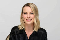 Margot Robbie tote bag #G1550289