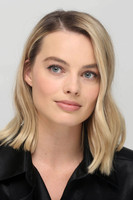 Margot Robbie mug #G1550317