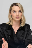 Margot Robbie Longsleeve T-shirt #3308227