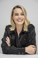 Margot Robbie tote bag #G1554303