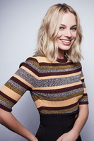 Margot Robbie tote bag #G2298684