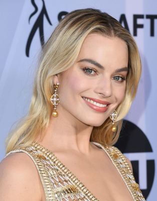 Margot Robbie posters