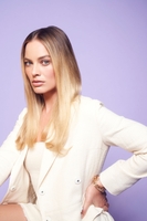 Margot Robbie Longsleeve T-shirt #3828342
