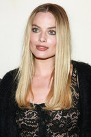 Margot Robbie Longsleeve T-shirt #3840079