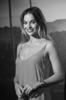 Margot Robbie tote bag #G2489234