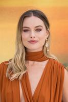 Margot Robbie tote bag #G2489334