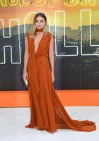 Margot Robbie Longsleeve T-shirt #3872099