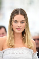 Margot Robbie hoodie #3872113