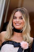 Margot Robbie Sweatshirt #3872119