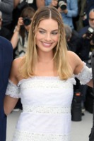Margot Robbie tote bag #G2489611