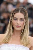 Margot Robbie Sweatshirt #3902622