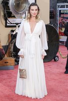 Margot Robbie Sweatshirt #3902630