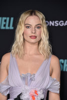 Margot Robbie t-shirt #3922609