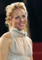 Maria Bello Longsleeve T-shirt #1361069