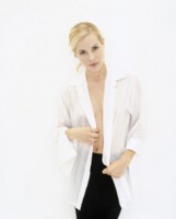Maria Bello Longsleeve T-shirt #1505752