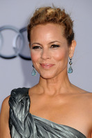 Maria Bello Longsleeve T-shirt #1954735
