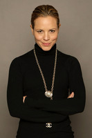 Maria Bello Longsleeve T-shirt #2036408
