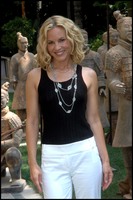 Maria Bello Longsleeve T-shirt #2237090