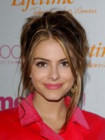 Maria Menounos Longsleeve T-shirt #1351006