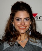 Maria Menounos Longsleeve T-shirt #1351089