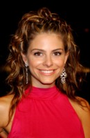Maria Menounos Longsleeve T-shirt #1420430