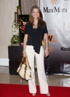 Maria Menounos Longsleeve T-shirt #1448138
