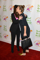 Maria Menounos tote bag #G1290836