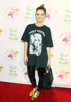 Maria Menounos tote bag #G1341748