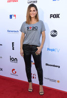 Maria Menounos Longsleeve T-shirt #3866650