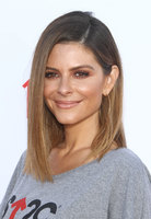 Maria Menounos Longsleeve T-shirt #3866666