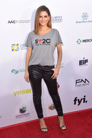 Maria Menounos Longsleeve T-shirt #3866681
