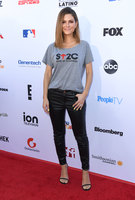 Maria Menounos mug #G2484002