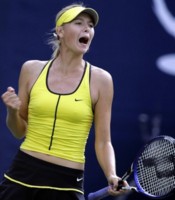 Maria Sharapova Longsleeve T-shirt #1263618