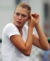 Maria Sharapova Longsleeve T-shirt #1263677