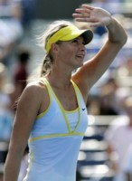 Maria Sharapova Longsleeve T-shirt #1263701