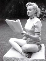 Marilyn Monroe hoodie #1535020