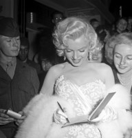 Marilyn Monroe Tank Top #2556885