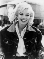 Marilyn Monroe Sweatshirt #2599370