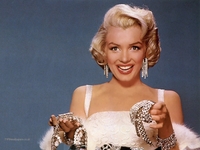 Marilyn Monroe t-shirt #2679352