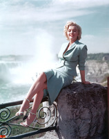 Marilyn Monroe hoodie #2679470