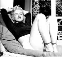 Marilyn Monroe Sweatshirt #2679751