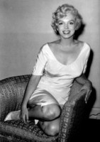 Marilyn Monroe Sweatshirt #2679887