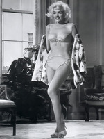 Marilyn Monroe Sweatshirt #2679906