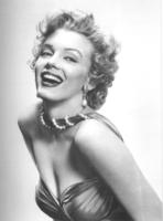 Marilyn Monroe Sweatshirt #2680204