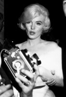 Marilyn Monroe t-shirt #2680329